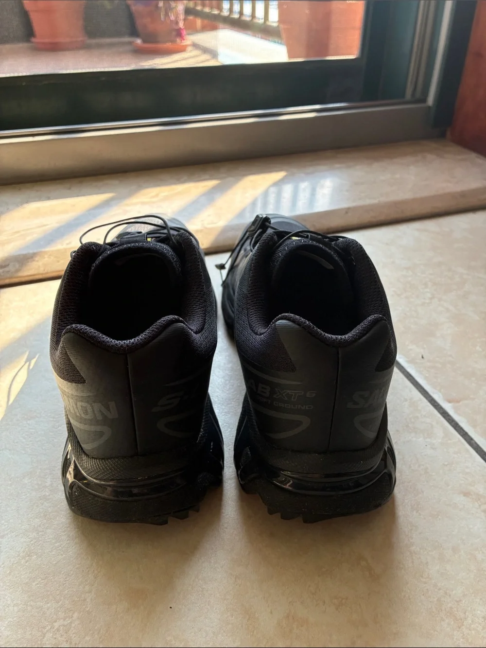 SALOMON XT-6 in Black / Phantom - Picture 3 of 8